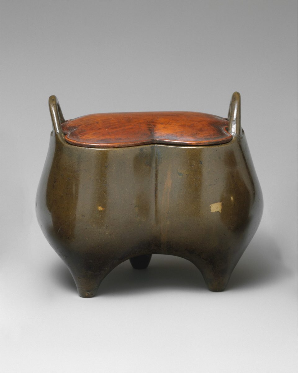 Chinese incense burner, Metropolitan Museum of Art collection (historical reference)