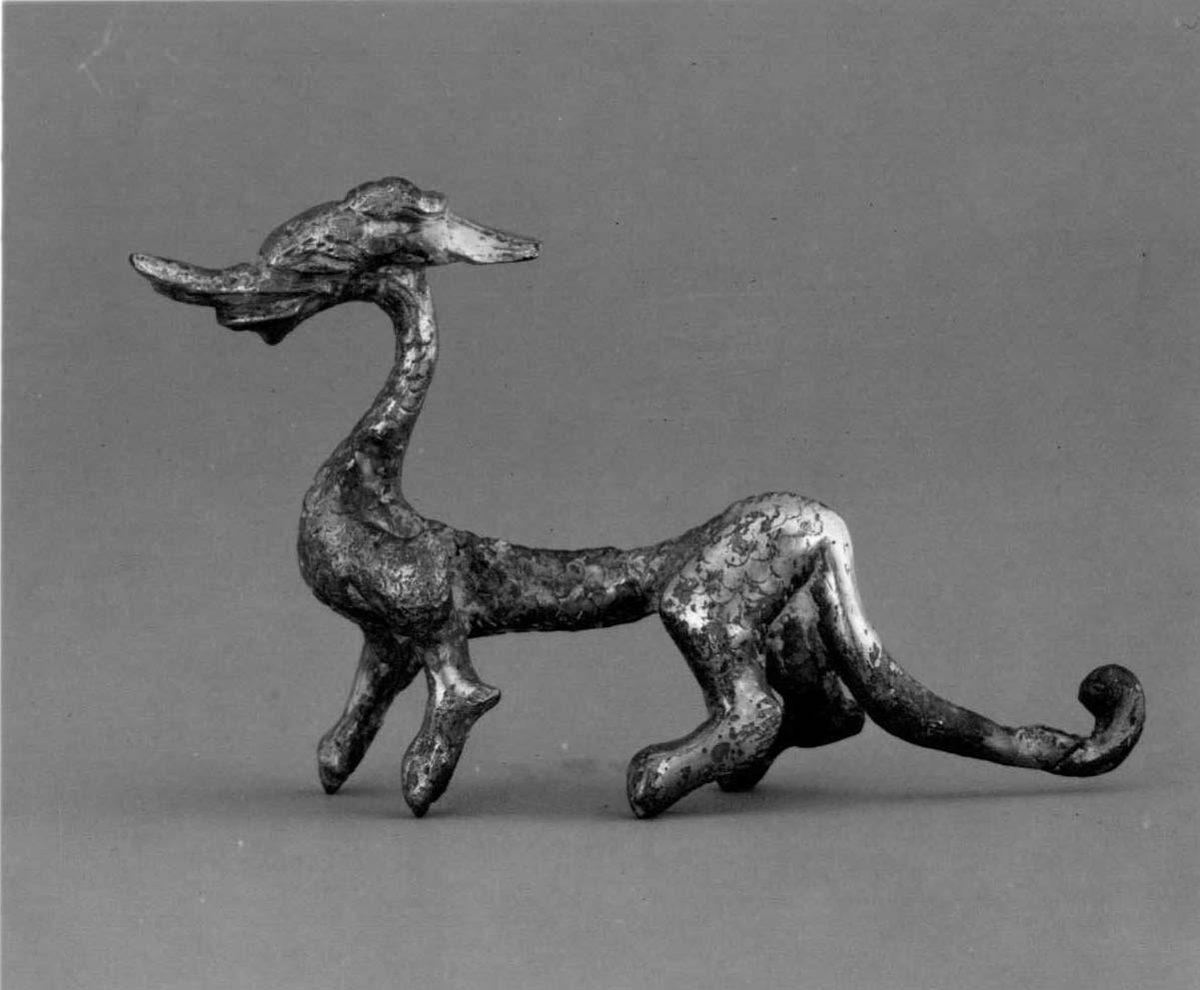 Chinese gilt-bronze figure, Metropolitan Museum of Art collection (historical reference)